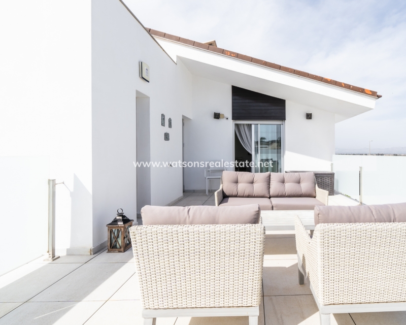 Resale - Detached - Urb. El Oasis - La Marina