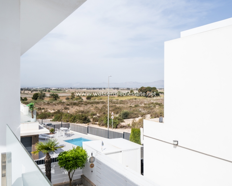 Resale - Detached - Urb. El Oasis - La Marina