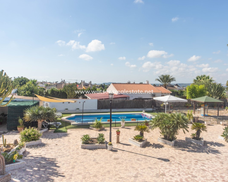 Resale - Detached - Urb. El Oasis - La Marina