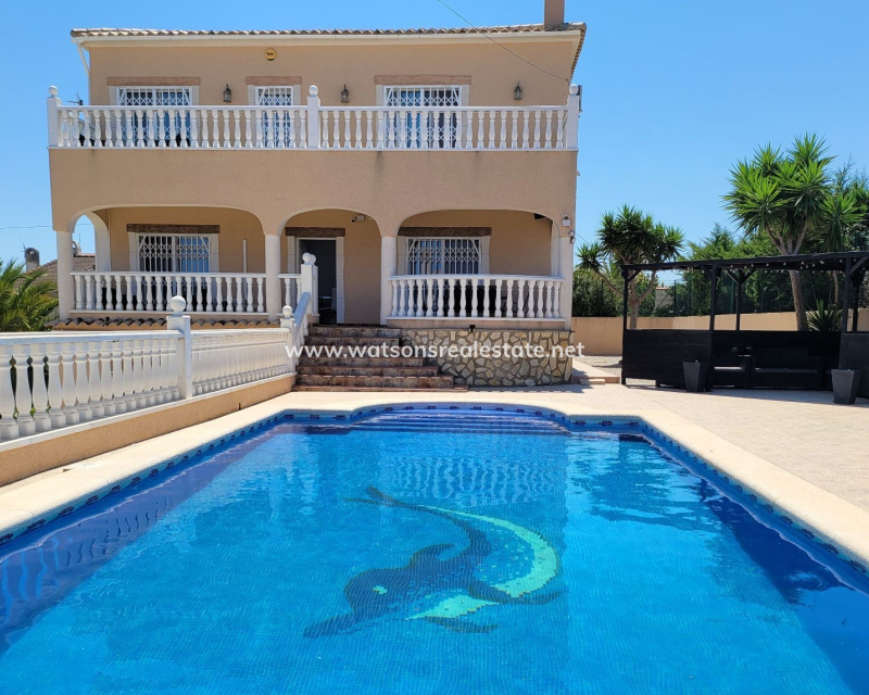 Resale - Detached - Urb. El Oasis - La Marina