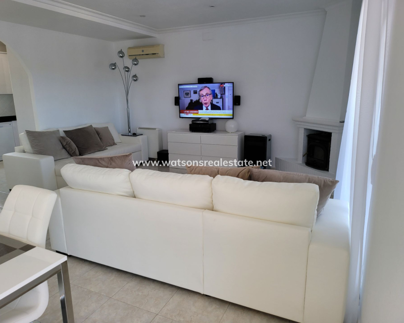Resale - Detached - Urb. El Oasis - La Marina
