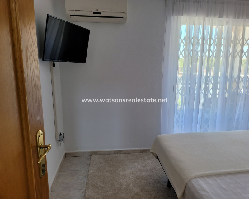 Resale - Detached - Urb. El Oasis - La Marina