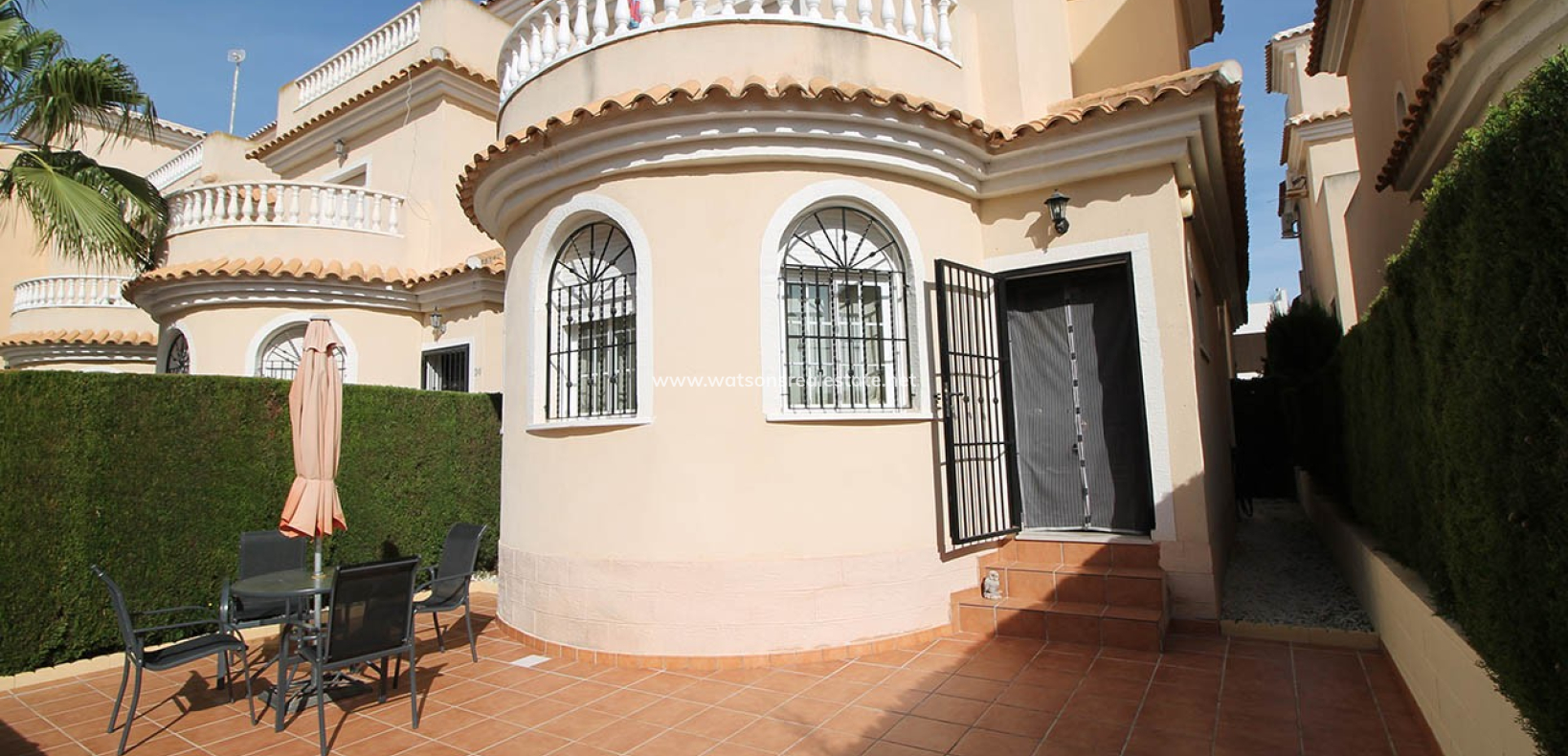 Resale - Detached - Urb. El Oasis - La Marina
