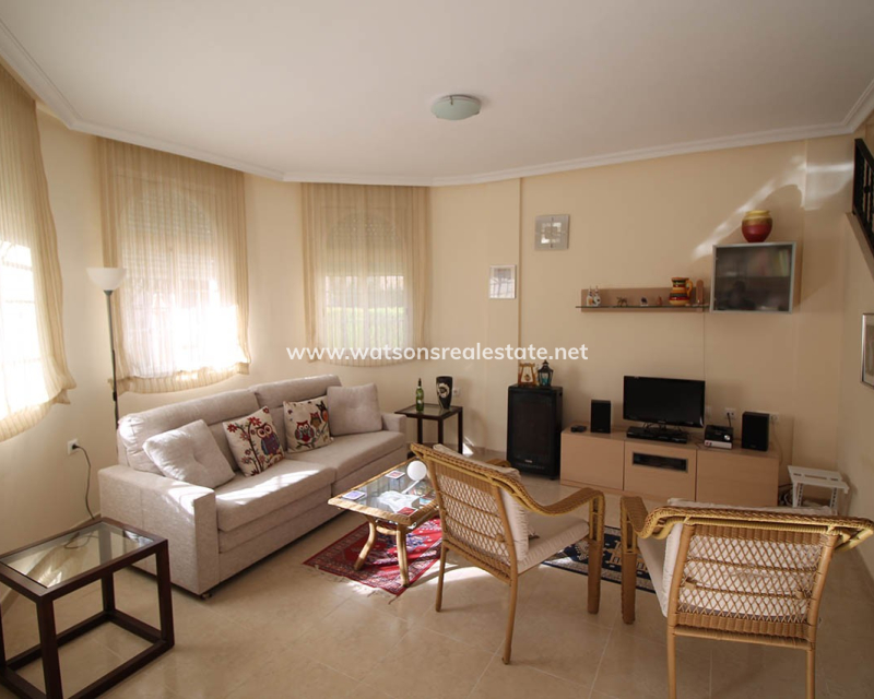 Resale - Detached - Urb. El Oasis - La Marina