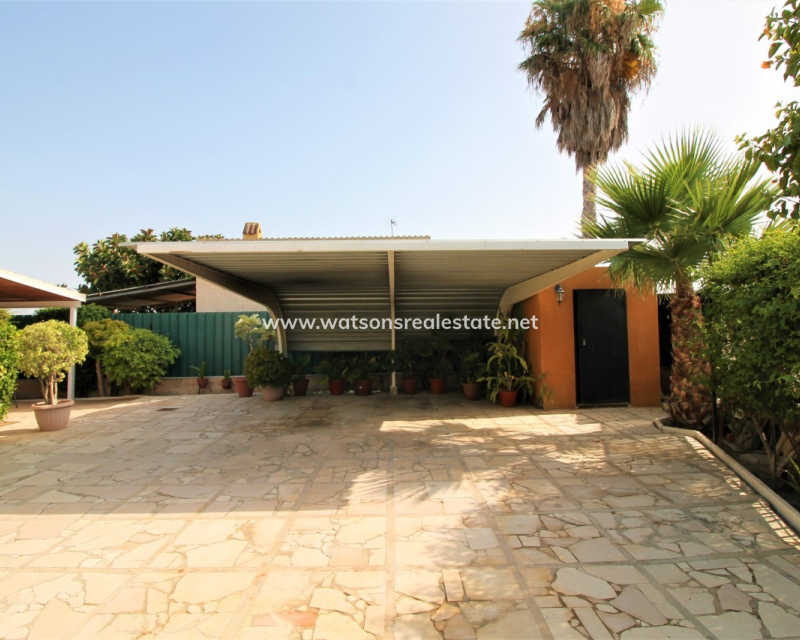 Resale - Detached - Urb. El Oasis - La Marina