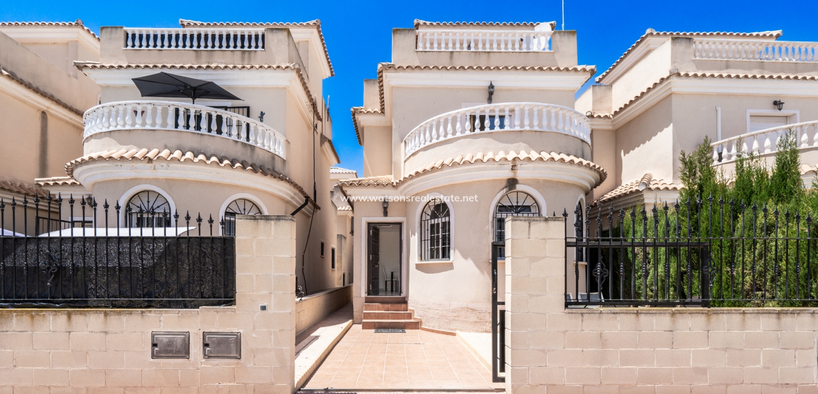 Resale - Detached - Urb. El Oasis - La Marina