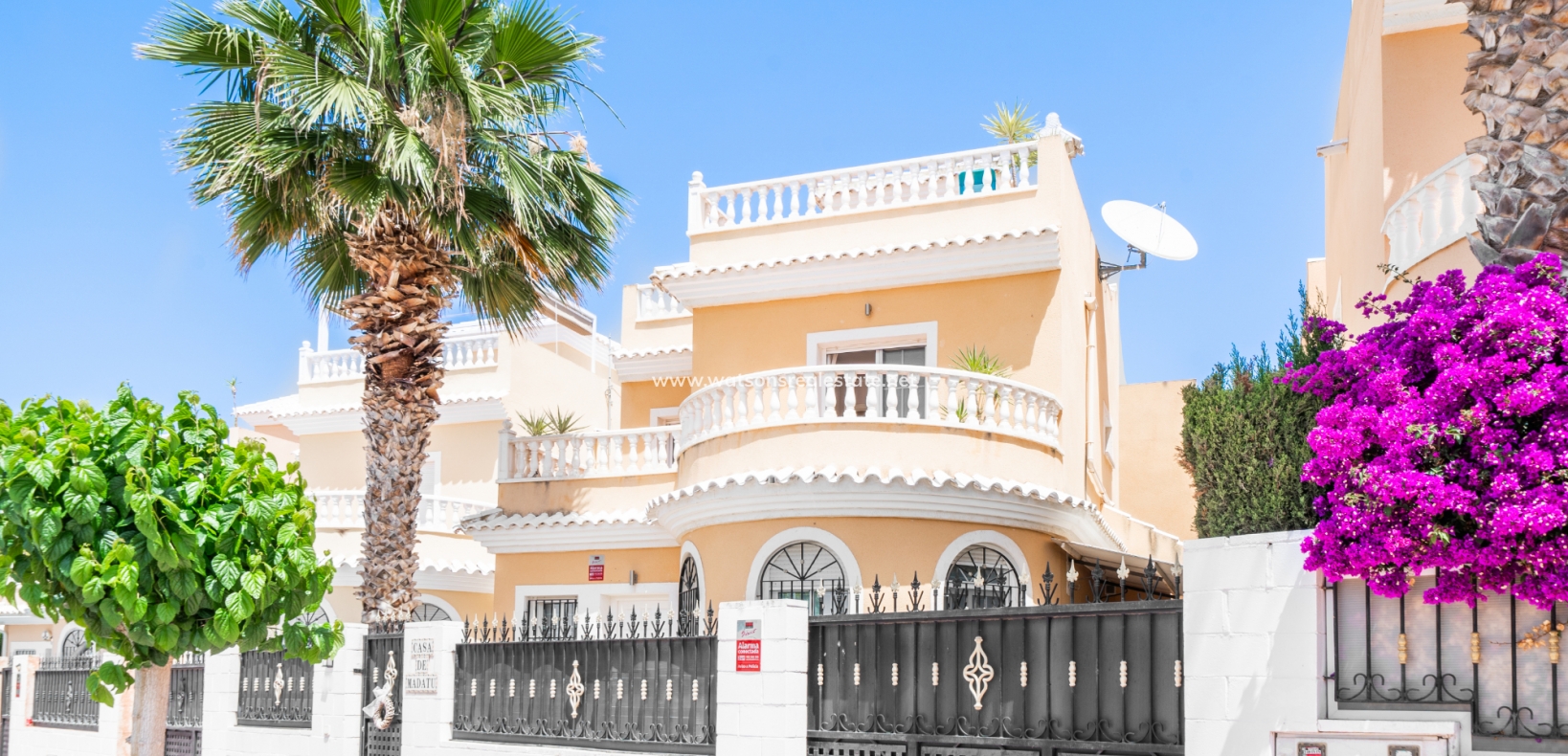 Resale - Detached - Urb. El Oasis - La Marina