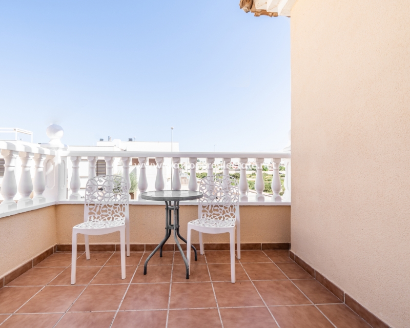 Resale - Detached - Urb. El Oasis - La Marina