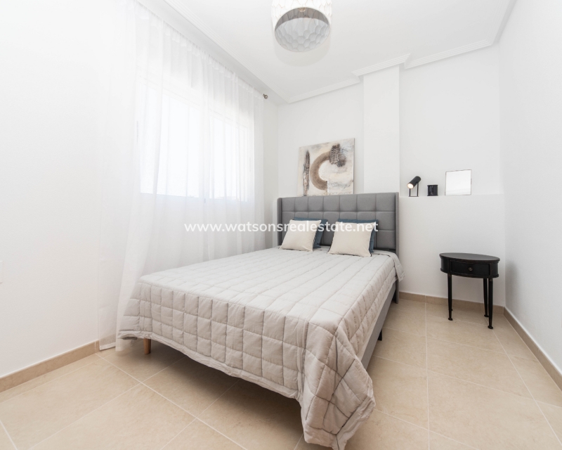 Resale - Detached - Urb. El Oasis - La Marina