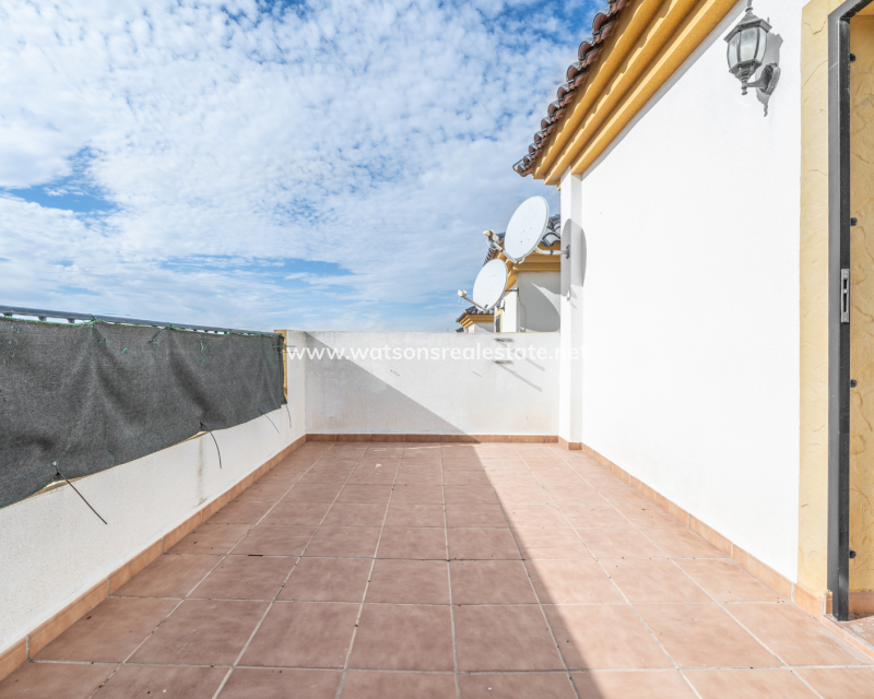 Resale - Detached - Urb. El Oasis - La Marina