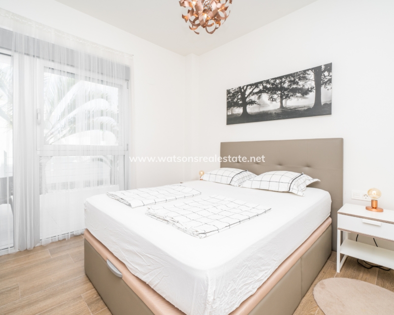 Resale - Detached - Urb. El Oasis - La Marina