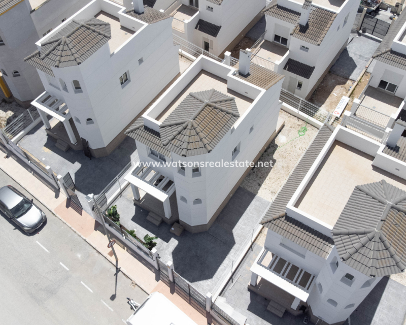 Resale - Detached - Urb. El Oasis - La Marina