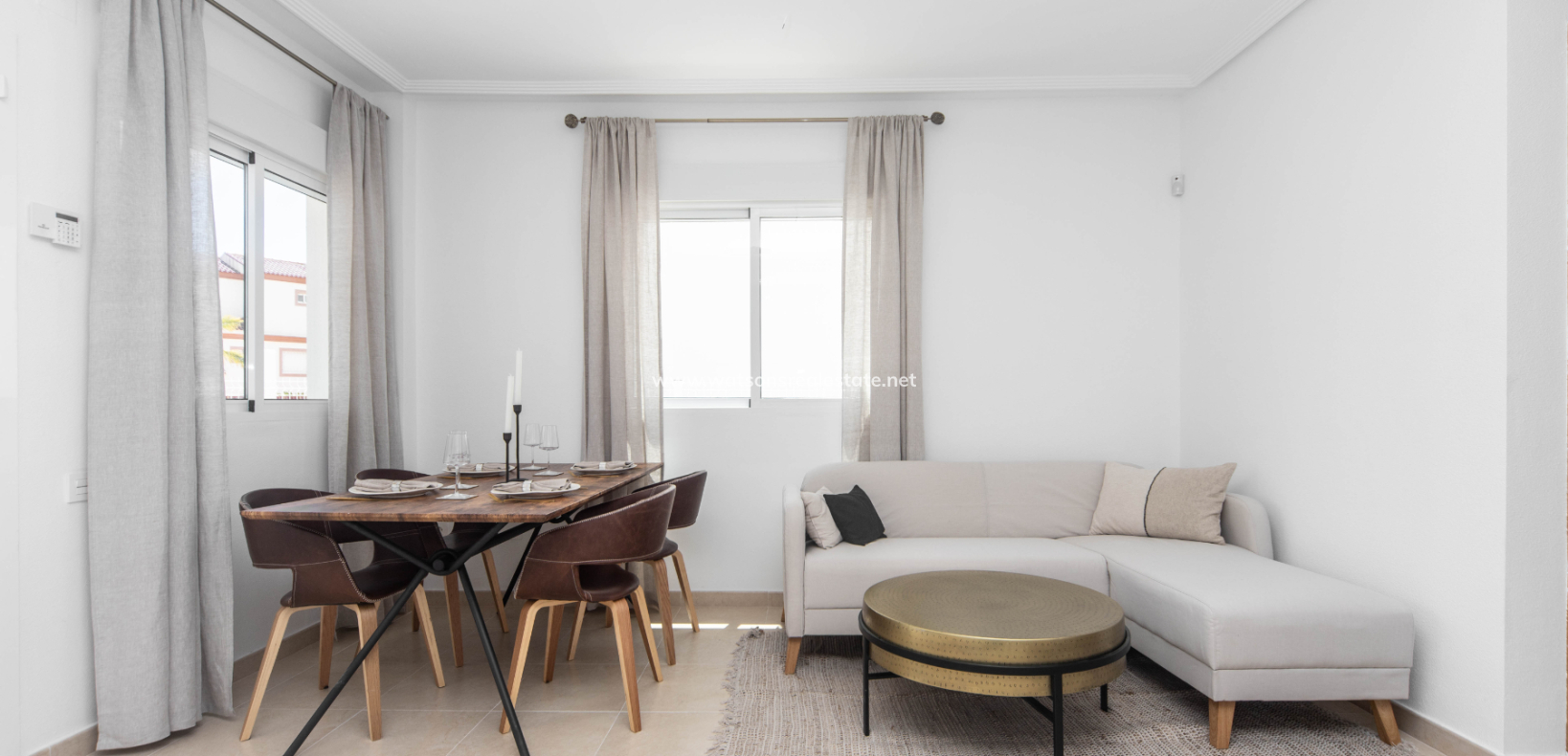 Resale - Detached - Urb. El Oasis - La Marina