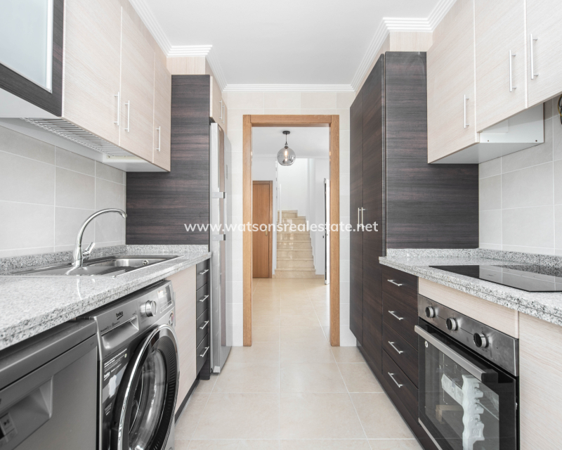 Resale - Detached - Urb. El Oasis - La Marina