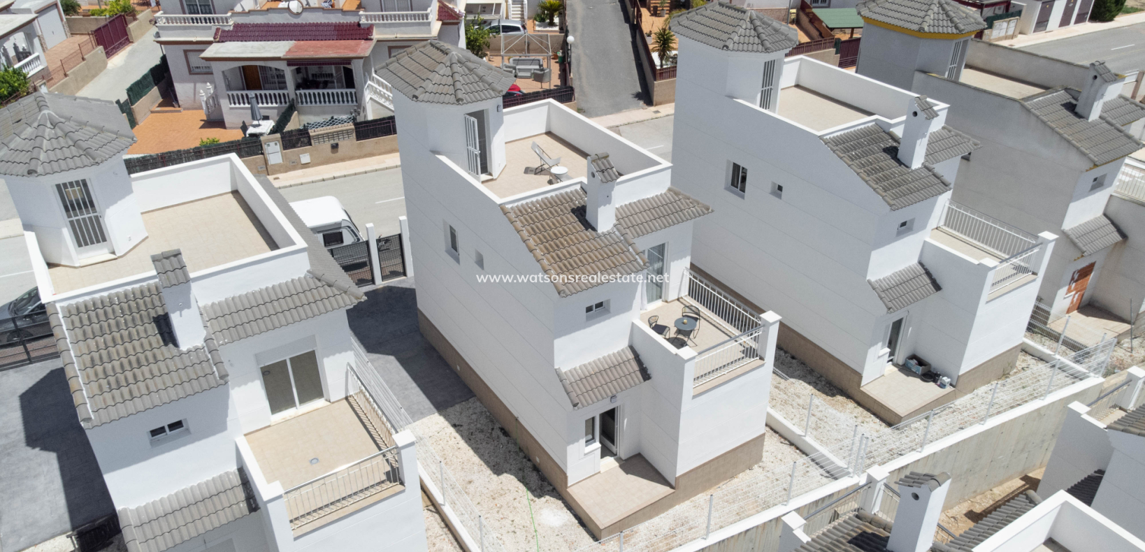 Resale - Detached - Urb. El Oasis - La Marina