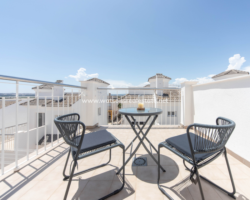 Resale - Detached - Urb. El Oasis - La Marina