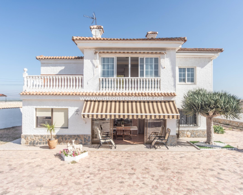 Resale - Detached - Urb. El Oasis - La Marina