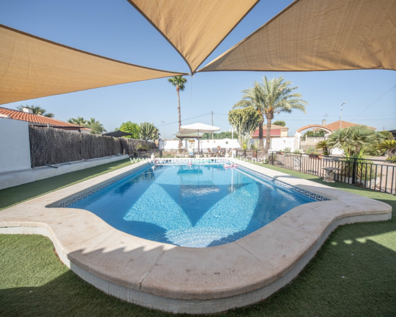 Resale - Detached - Urb. El Oasis - La Marina