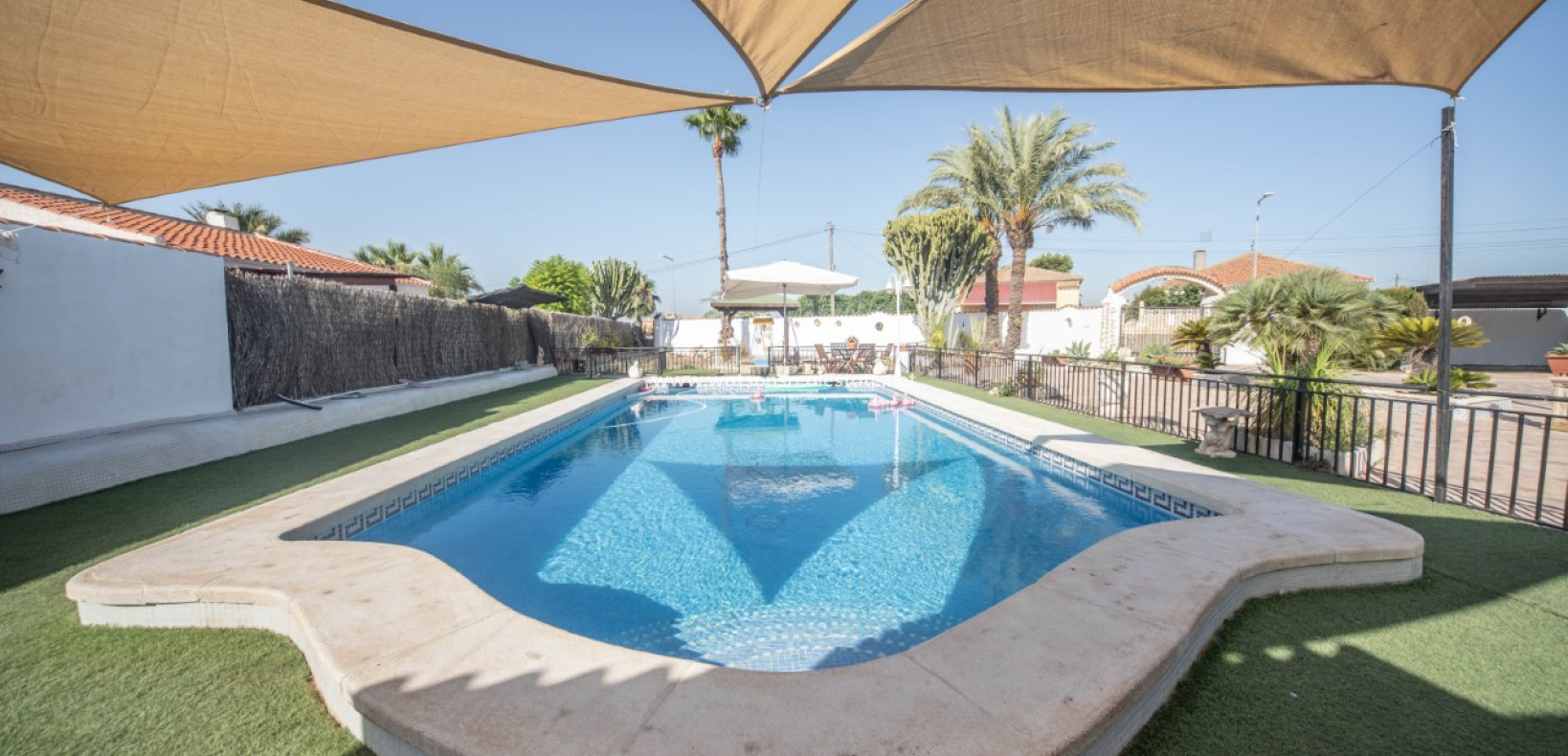 Resale - Detached - Urb. El Oasis - La Marina