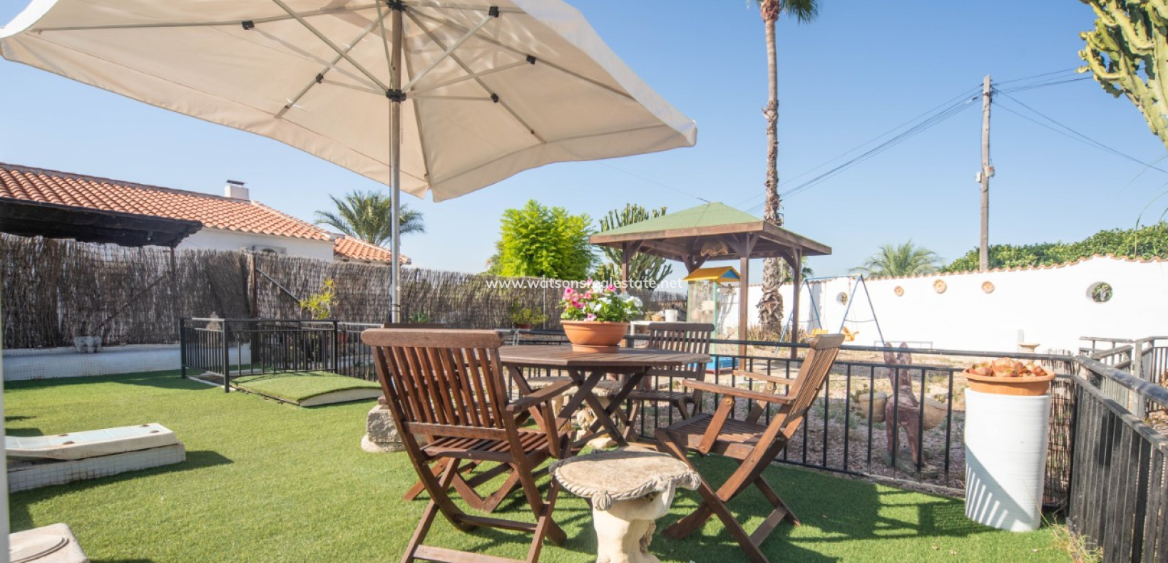 Resale - Detached - Urb. El Oasis - La Marina