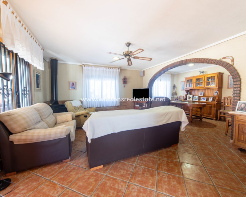 Resale - Detached - Urb. El Oasis - La Marina