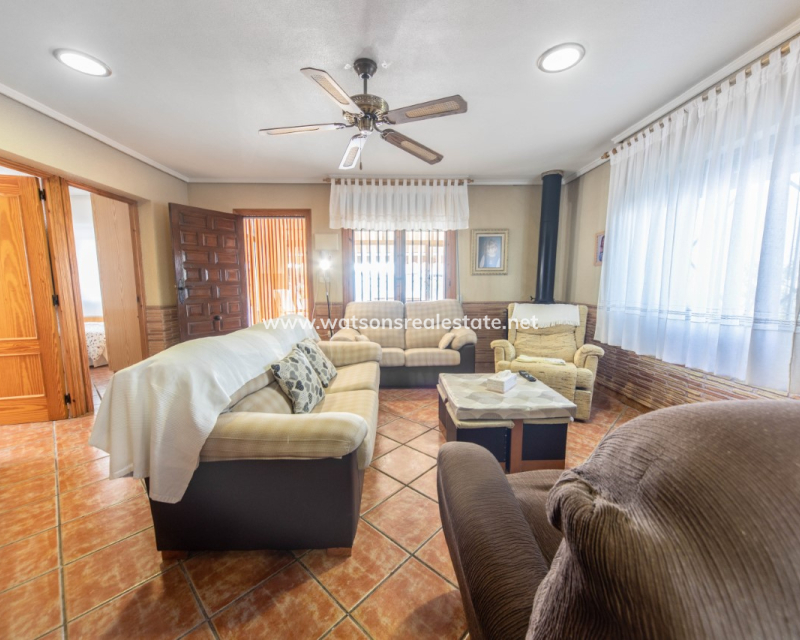 Resale - Detached - Urb. El Oasis - La Marina
