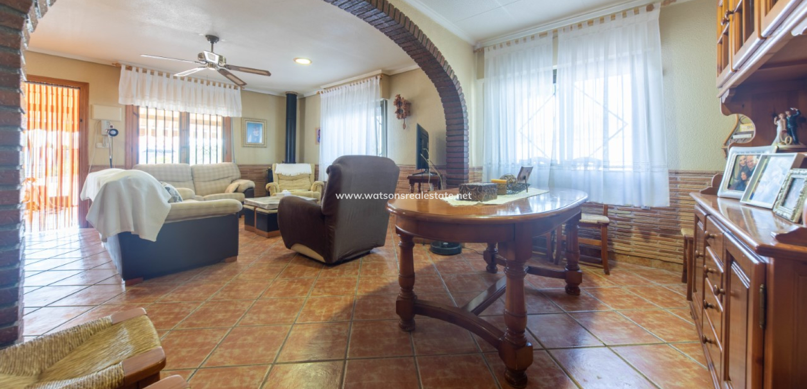 Resale - Detached - Urb. El Oasis - La Marina