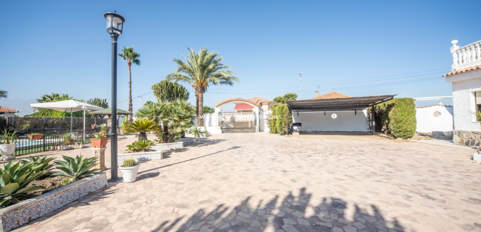 Resale - Detached - Urb. El Oasis - La Marina
