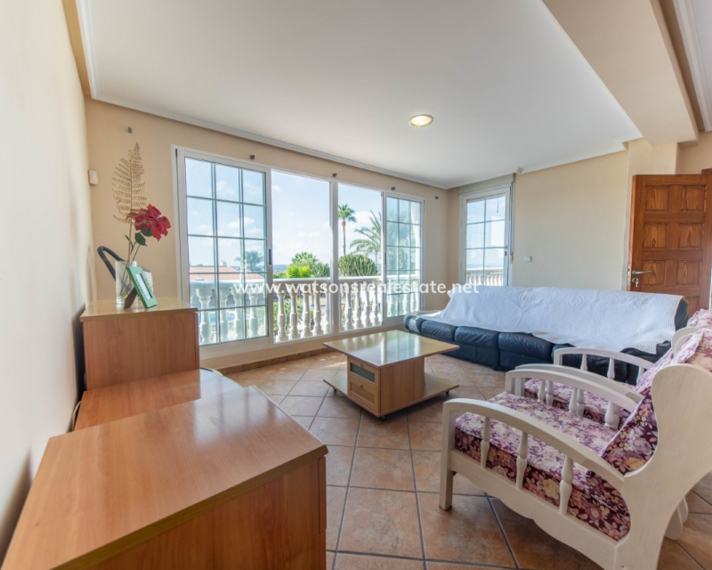 Resale - Detached - Urb. El Oasis - La Marina