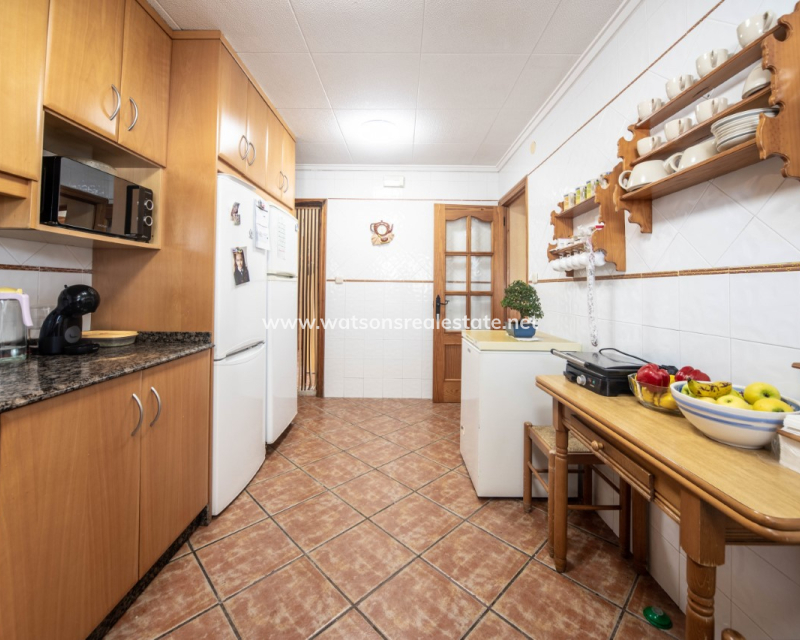 Resale - Detached - Urb. El Oasis - La Marina
