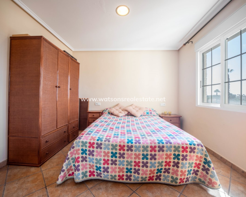 Resale - Detached - Urb. El Oasis - La Marina
