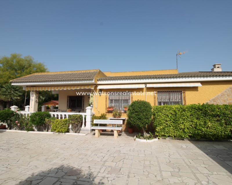 Resale - Detached - Urb. El Oasis - La Marina