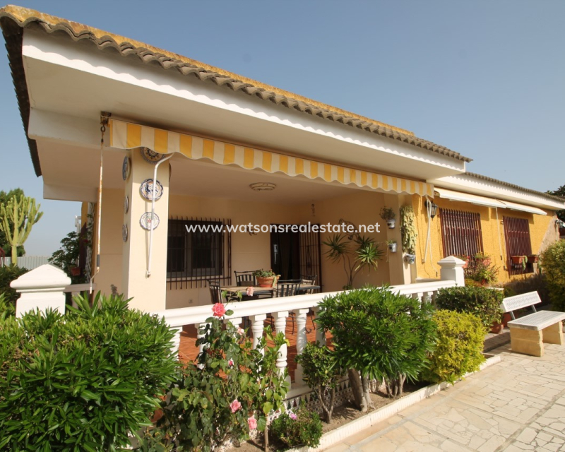 Resale - Detached - Urb. El Oasis - La Marina