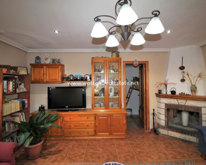 Resale - Detached - Urb. El Oasis - La Marina