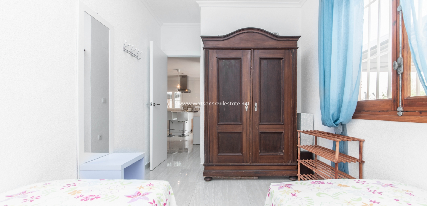 Resale - Detached - Urb. El Oasis - La Marina