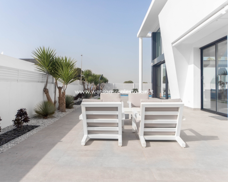 Resale - Detached - Urb. El Oasis - La Marina