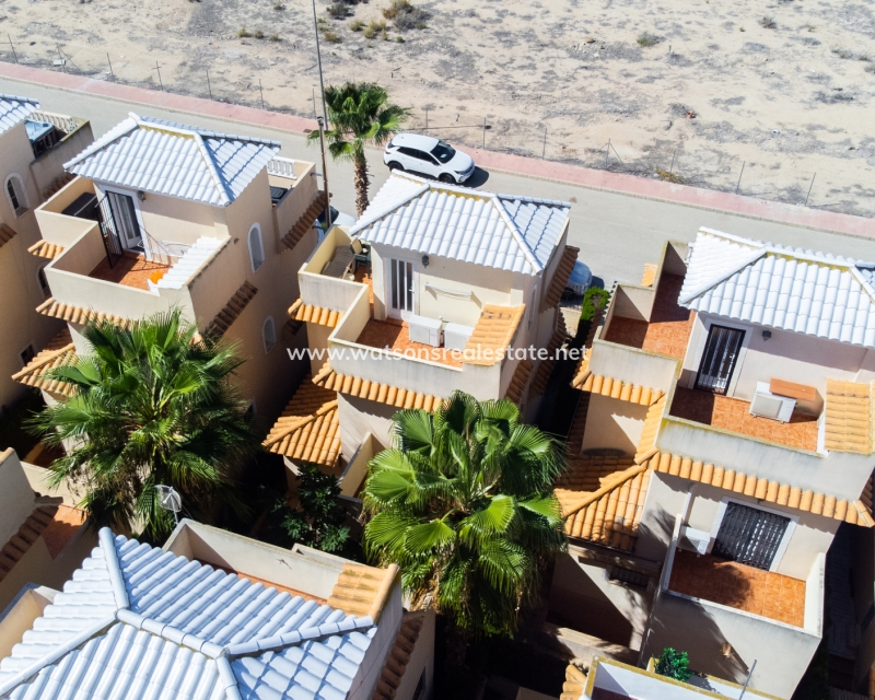 Resale - Detached - Urb. El Oasis - La Marina