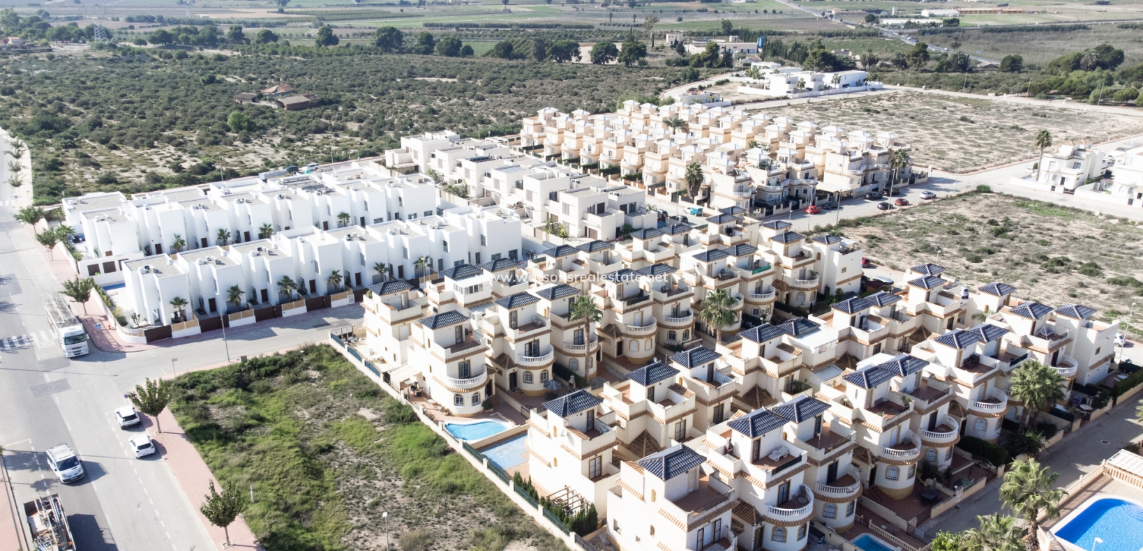 Resale - Detached - Urb. El Oasis - La Marina