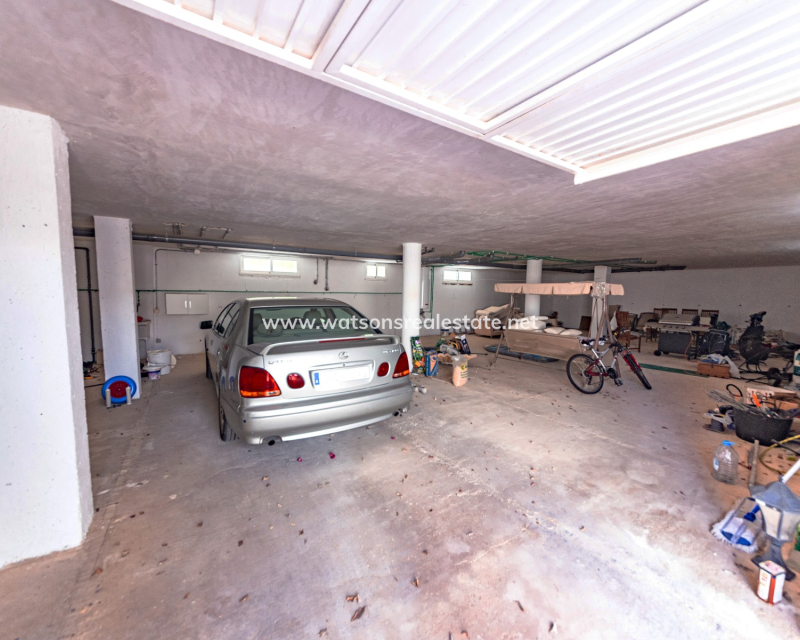 Resale - Detached - Urb. La Escuera