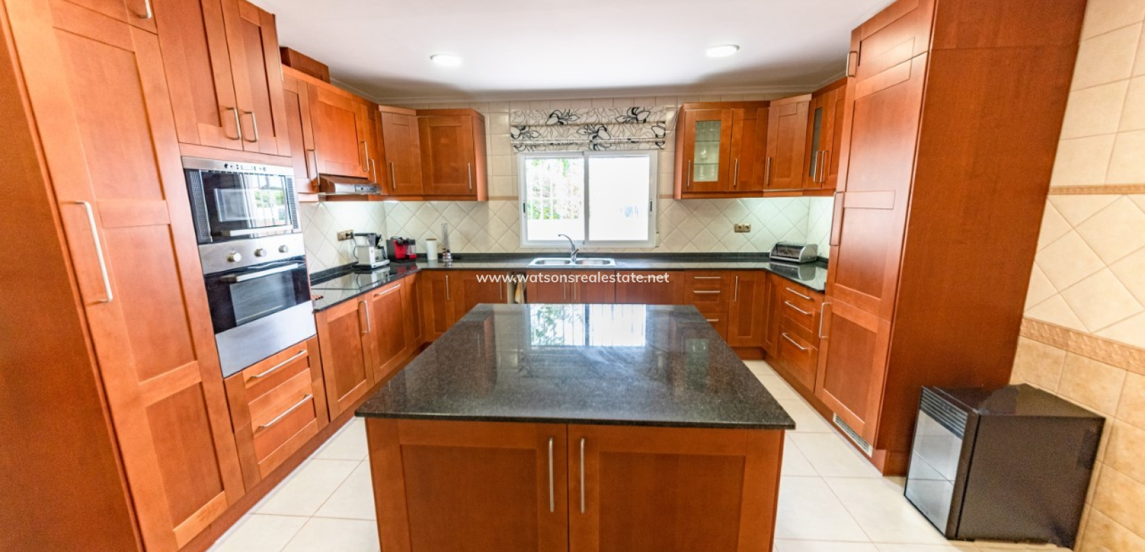Resale - Detached - Urb. La Escuera
