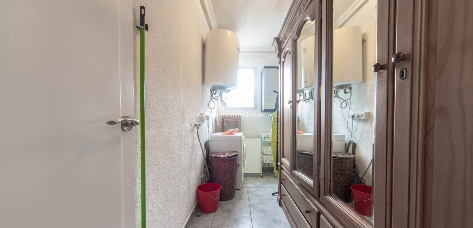 Resale - Detached - Urb. La Escuera
