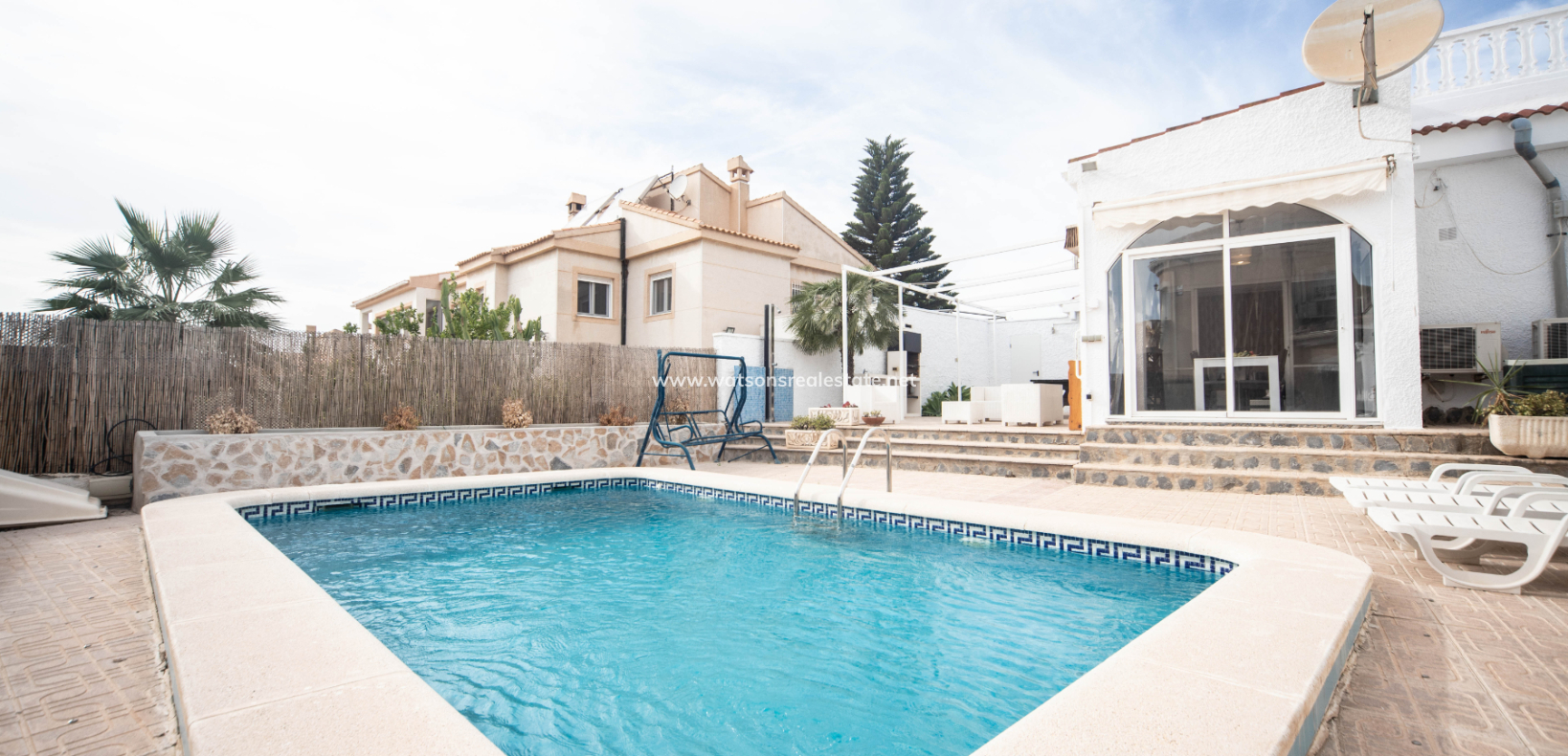 Resale - Detached - Urb. La Escuera