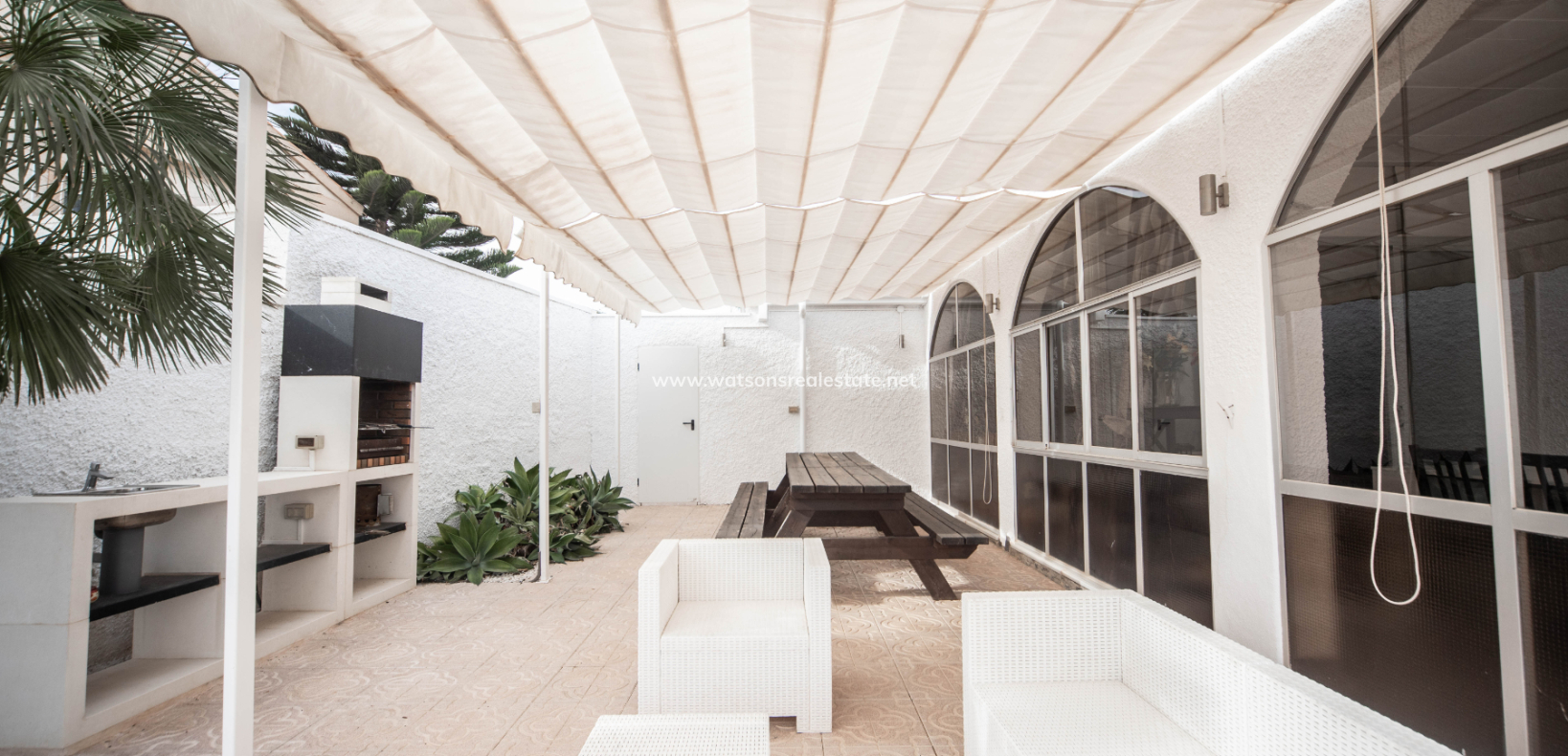 Resale - Detached - Urb. La Escuera