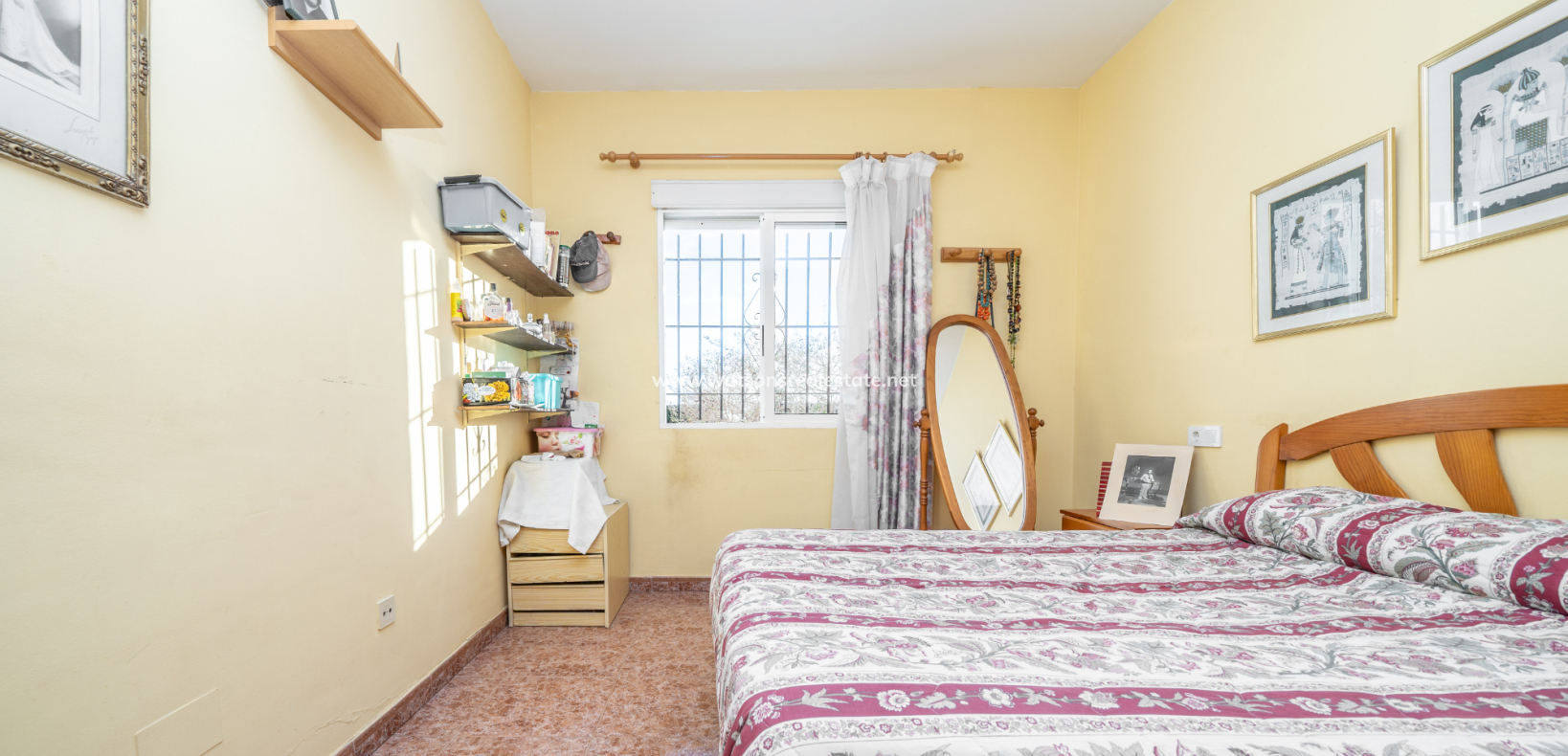 Resale - Detached - Urb. La Escuera