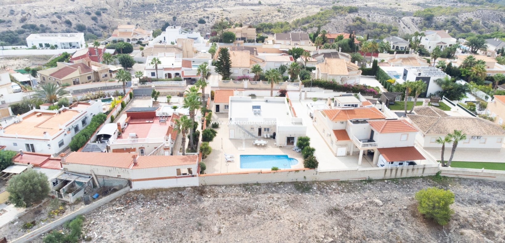 Resale - Detached - Urb. La Escuera