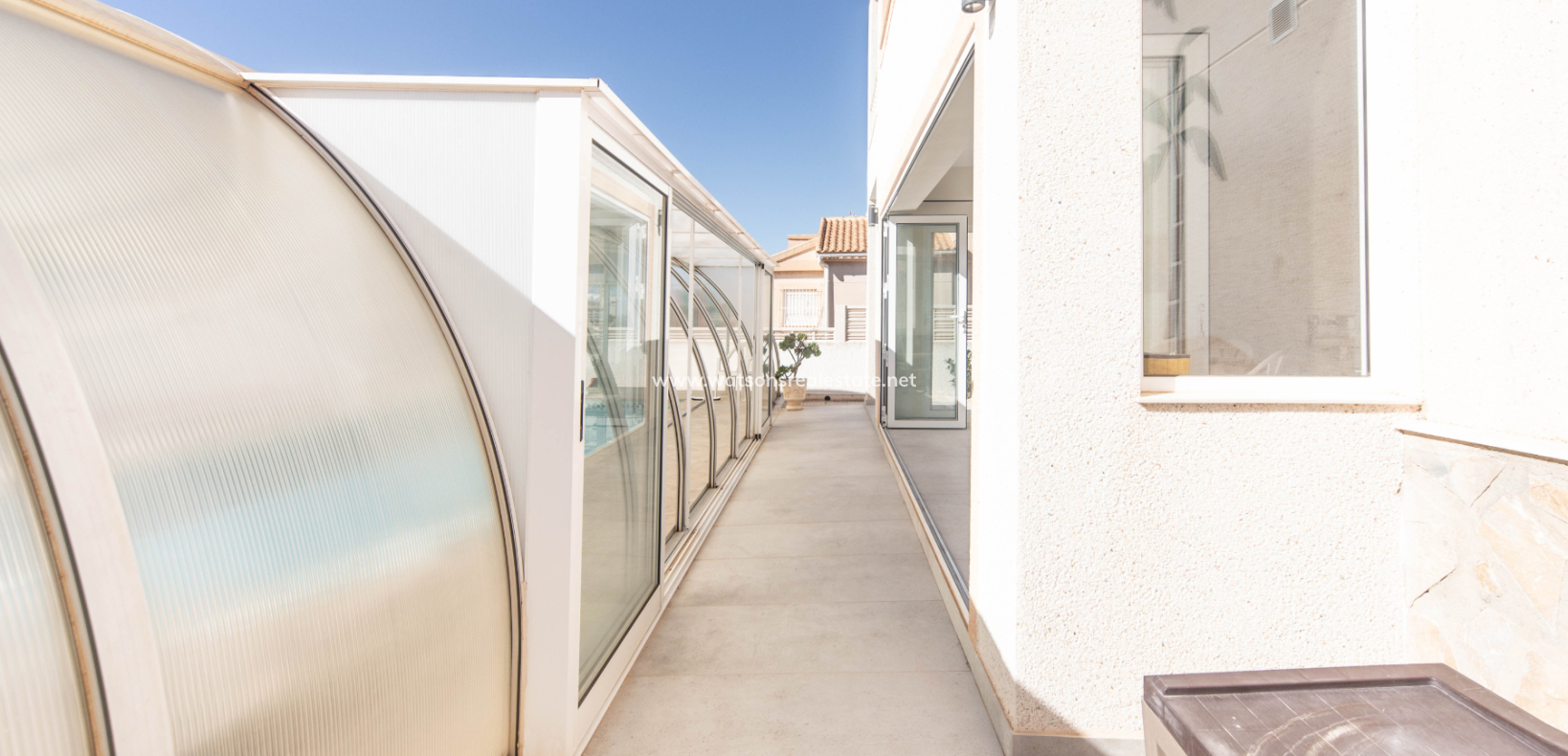 Resale - Detached - Urb. La Escuera