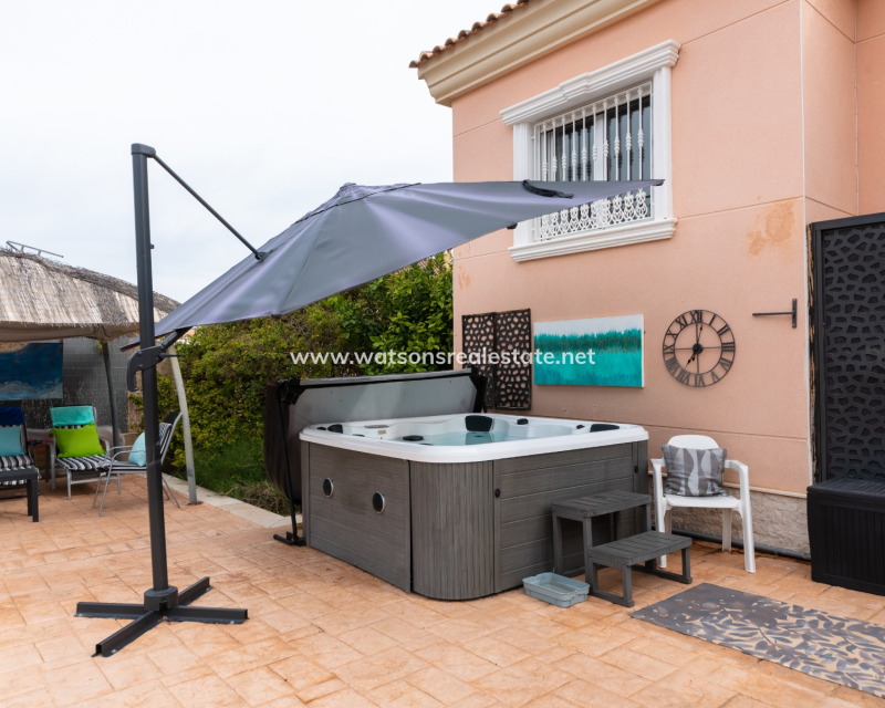 Resale - Detached - Urb. La Escuera