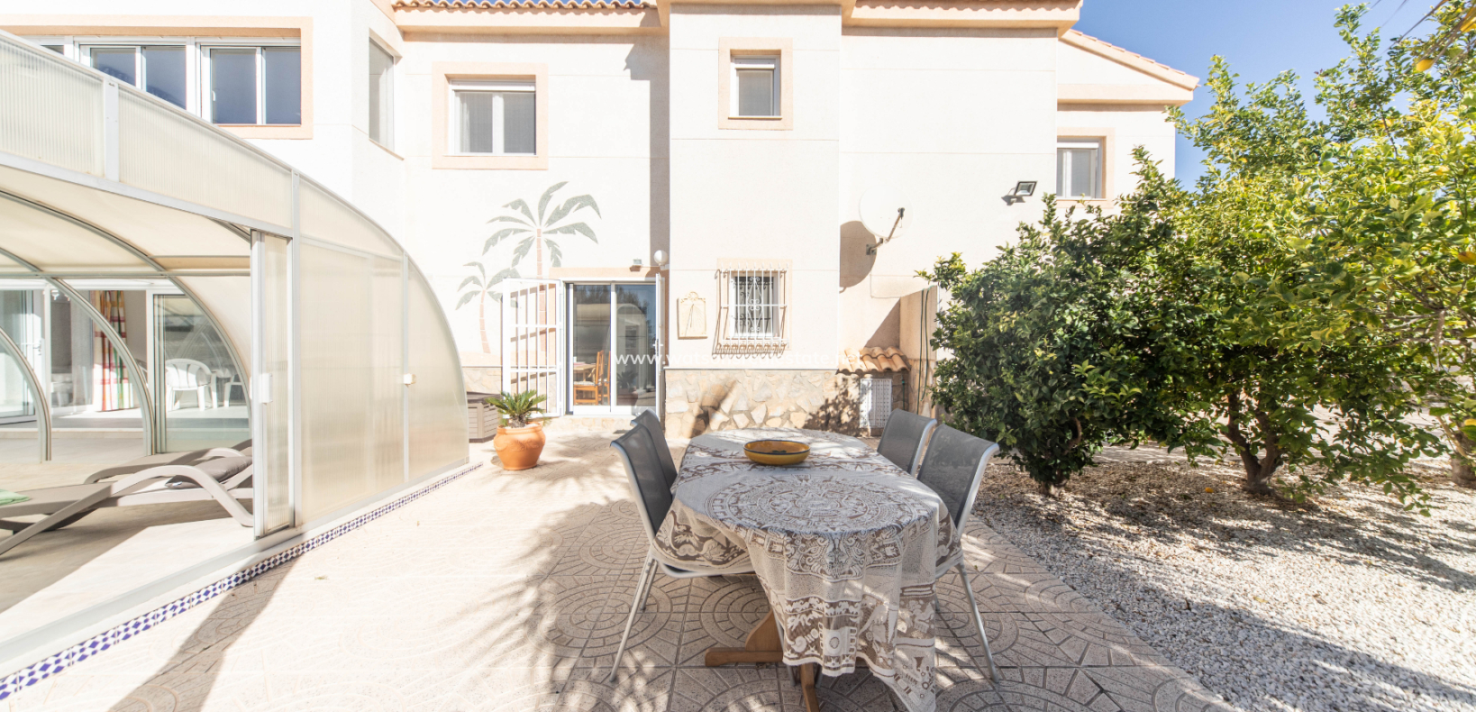 Resale - Detached - Urb. La Escuera