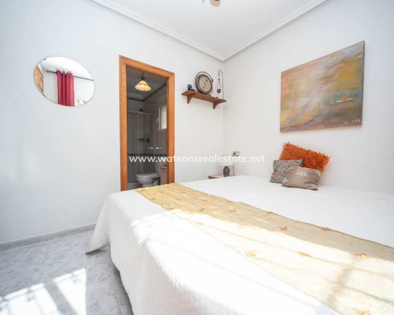 Resale - Detached - Urb. La Escuera