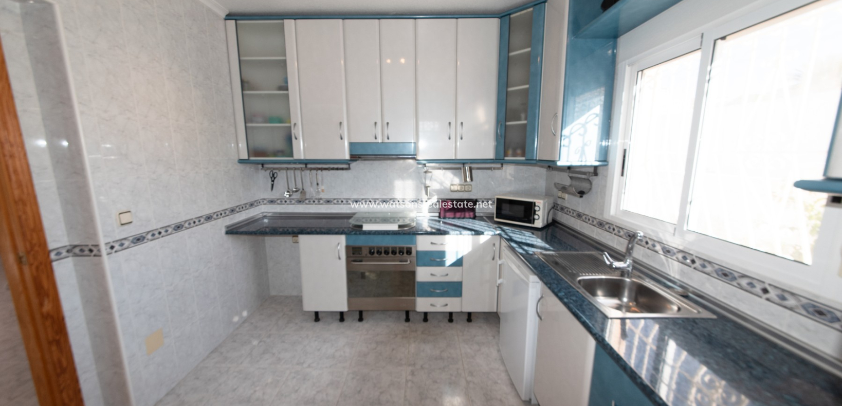 Resale - Detached - Urb. La Escuera
